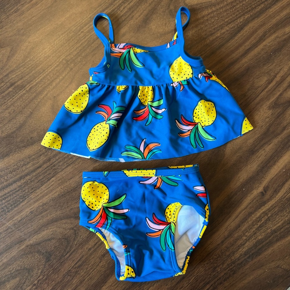 NWOT Hanna andersson pineapple swimsuit.  3-6 month. 3-12 months striped hat.